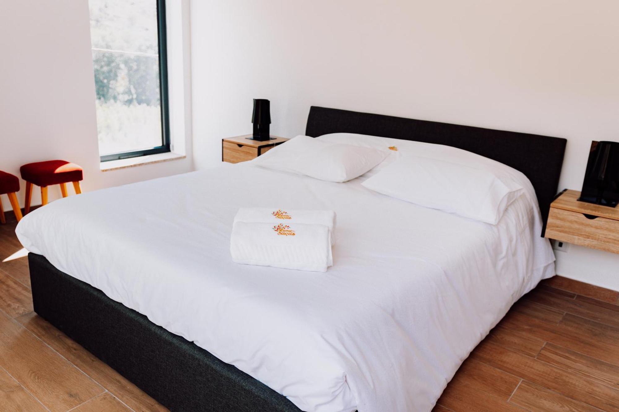 Quinta Dos Sincais Bed & Breakfast Guarda Bagian luar foto