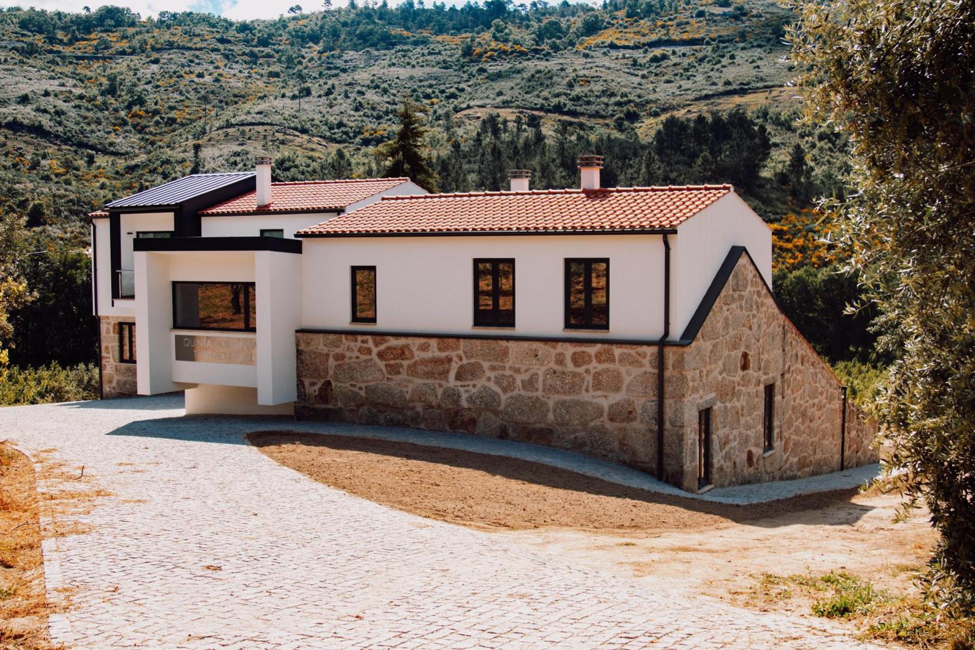 Quinta Dos Sincais Bed & Breakfast Guarda Bagian luar foto