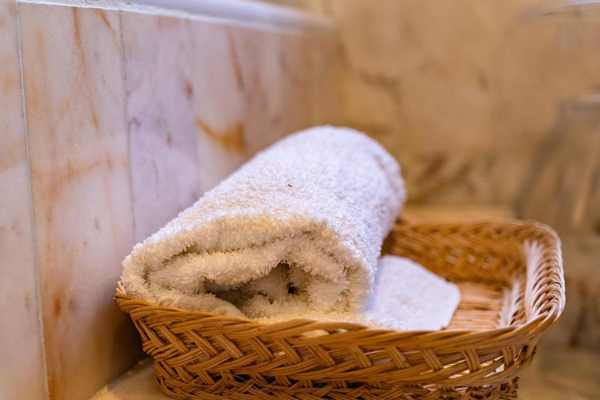 Quinta Dos Sincais Bed & Breakfast Guarda Bagian luar foto